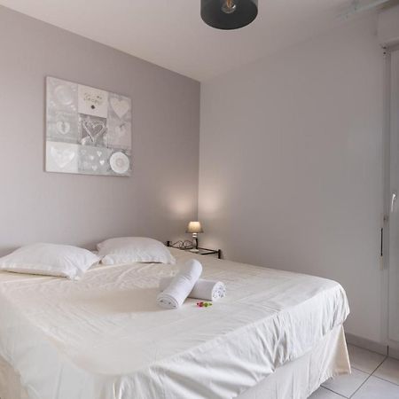 Appt De Charme Avec Grand Balcon Proche Avignon Wifi Gratuit Apartment Monteux Exterior foto